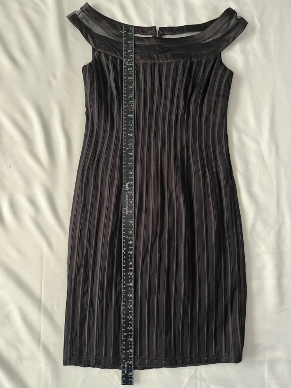 Frank Lyman Design Black Pleated Off-Shoulder Midi Dress